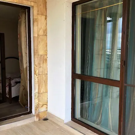 Апартаменты С 1 Спальней, Гостиной И Террасой С Видом На Море И Аквапарк Appartement *